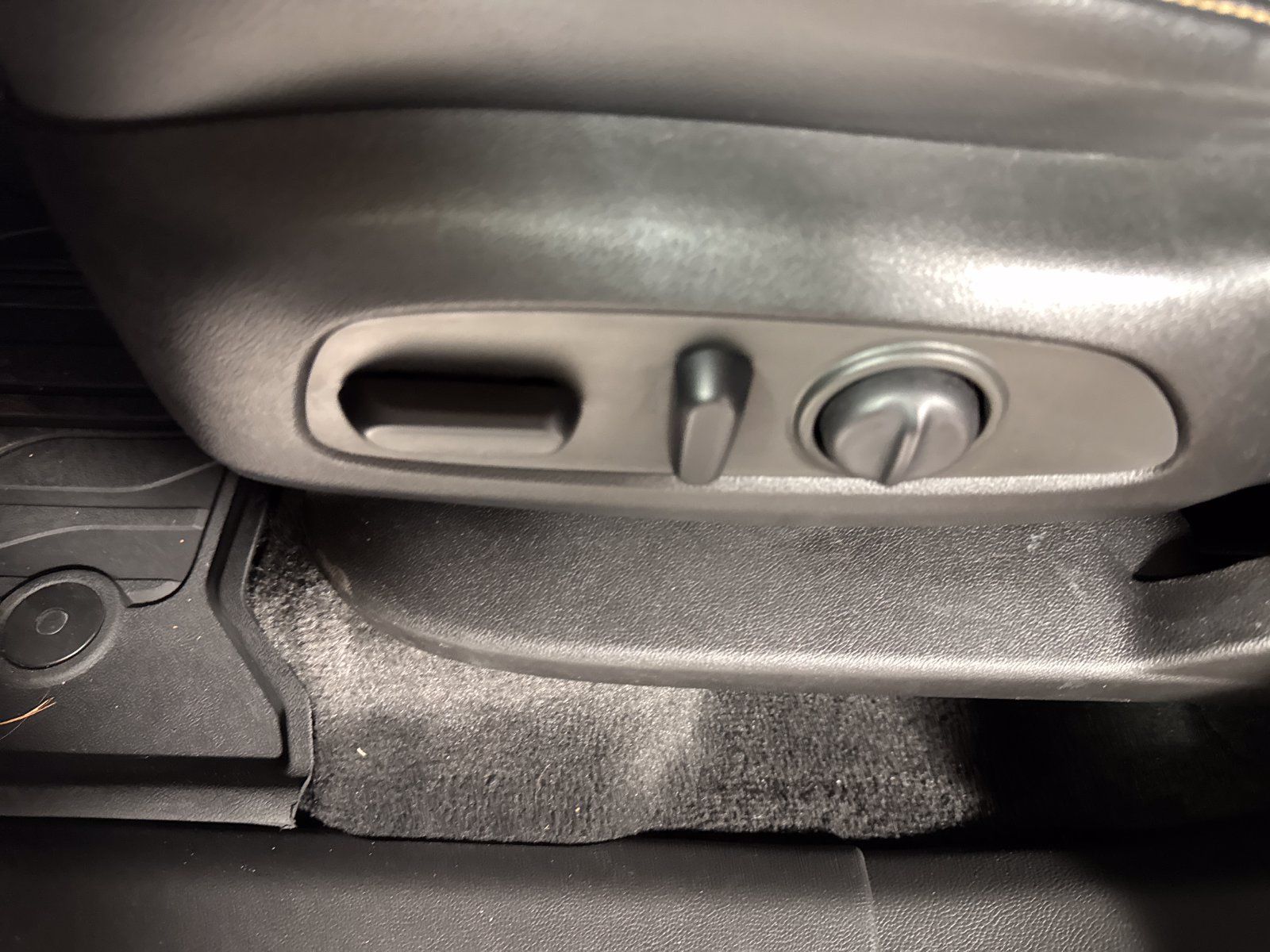 Used 2019 Chevrolet Traverse LT w/ LPO, Floor Liner Package AWD/4WD image 15