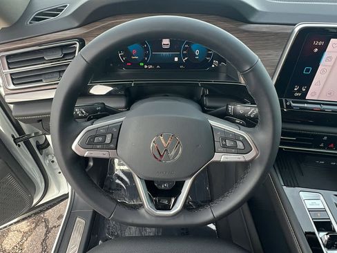 New 2026 Volkswagen Atlas SEL Premium R-Line image 18