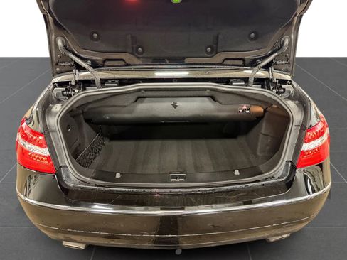 Used 2011 Mercedes-Benz E 350 Cabriolet image 26