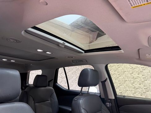 Used 2019 Chevrolet Traverse Premier w/ Driver Confidence II Package image 10