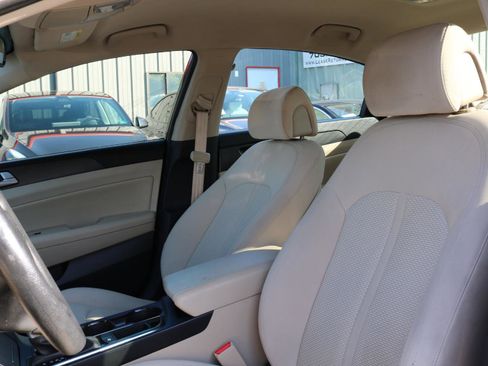 Used 2017 Hyundai Sonata Sport image 13