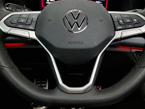 Used 2025 Volkswagen Tiguan SE R-Line FWD image 63