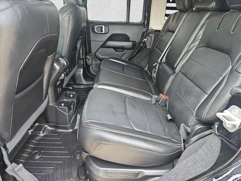 Used 2021 Jeep Wrangler Unlimited Sahara image 19