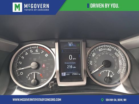 Used 2023 Toyota Tacoma SR5 AWD/4WD image 28