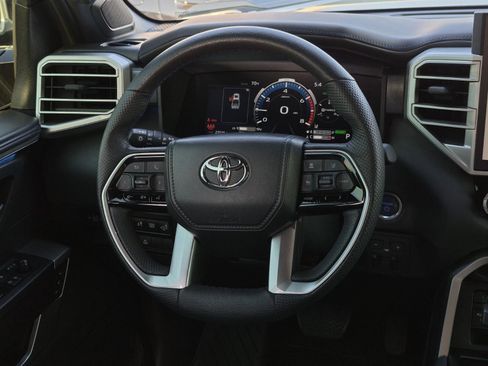 Used 2023 Toyota Tundra Platinum AWD/4WD image 21