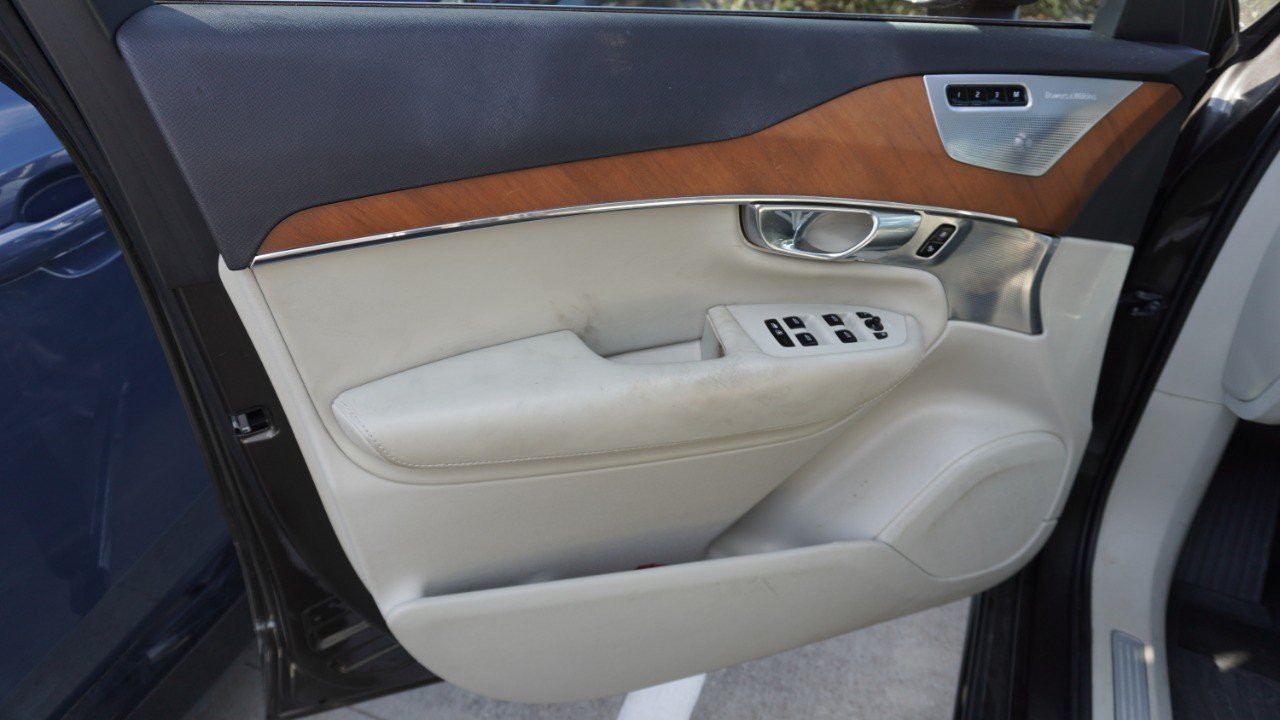 Used 2018 Volvo XC90 T6 Inscription w/ Convenience Package AWD/4WD image 11