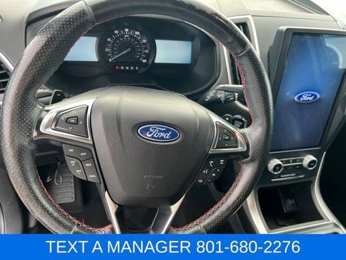 Used 2023 Ford Edge ST-Line w/ Class II Trailer Tow Package AWD/4WD image 17