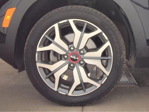 Used 2023 Kia Seltos SX AWD/4WD image 18