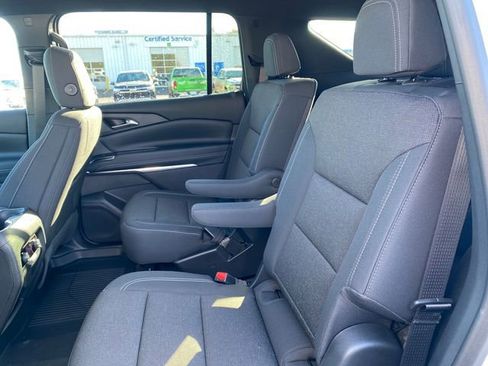 New 2026 Chevrolet Traverse LT w/ Midnight/Sport Edition image 15