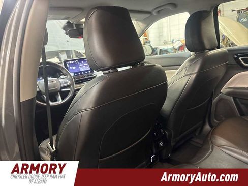 Used 2022 Jeep Compass Limited image 25