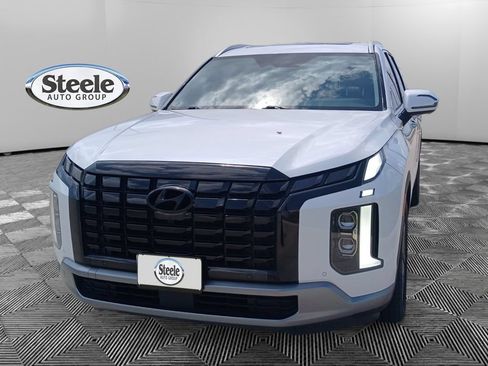 Used 2024 Hyundai Palisade SEL w/ Premium Package FWD image 1