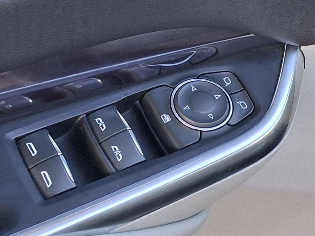 Used 2023 Cadillac XT4 Luxury FWD image 16