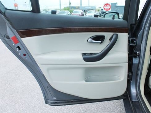 Used 2008 Saab 9-3 2.0T w/ Moonroof Package FWD image 25
