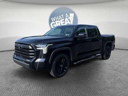 Used 2024 Toyota Tundra Limited AWD/4WD image 7