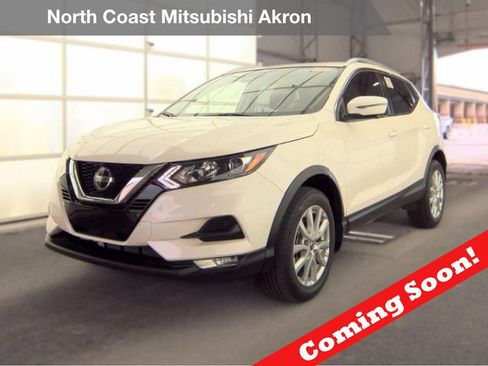 Used 2022 Nissan Rogue Sport SV w/ Technology Package AWD/4WD image 1