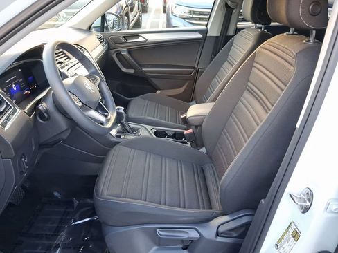 Used 2022 Volkswagen Tiguan S image 14