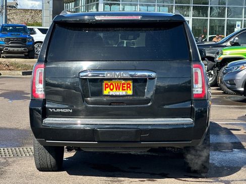 Used 2016 GMC Yukon Denali w/ Open Road Package image 5
