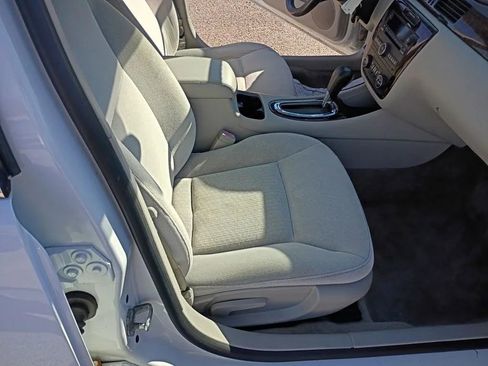 Used 2012 Chevrolet Impala LT FWD image 16