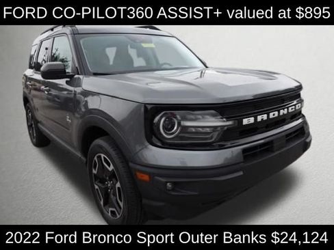 Used 2022 Ford Bronco Sport Outer Banks w/ Tech Package AWD/4WD image 3
