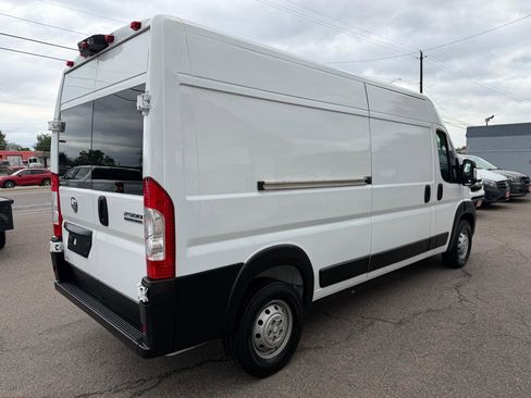 Used 2023 RAM ProMaster 2500 FWD image 9