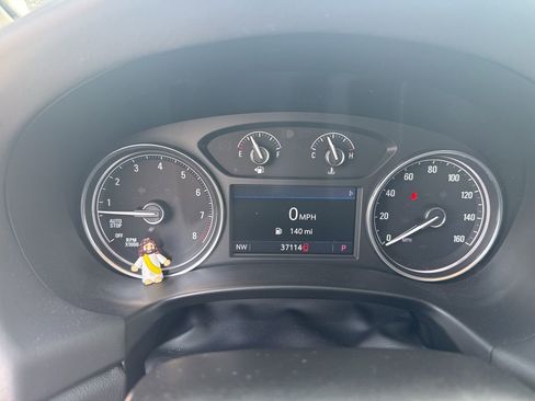 Used 2024 Buick Enclave Essence w/ Experience Buick Package image 4