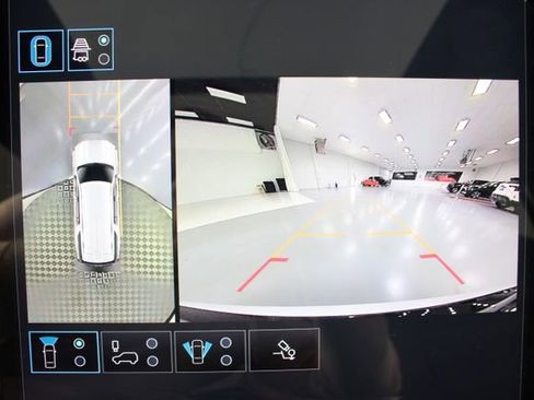 New 2026 GMC Yukon XL Denali Ultimate image 4