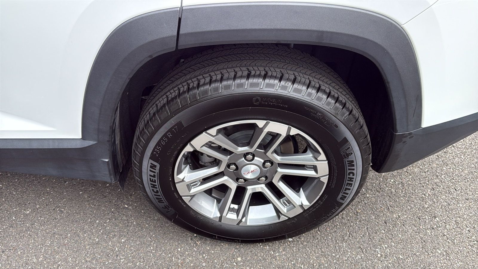 Used 2025 GMC Terrain Elevation AWD/4WD image 21