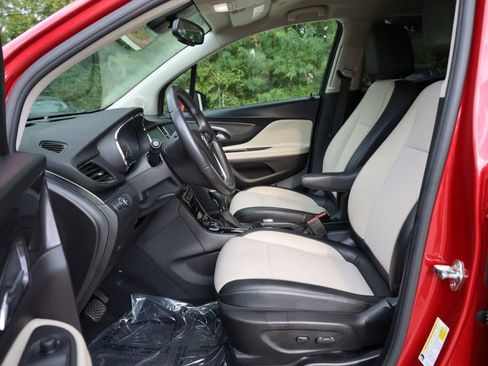 Used 2019 Buick Encore Preferred image 12