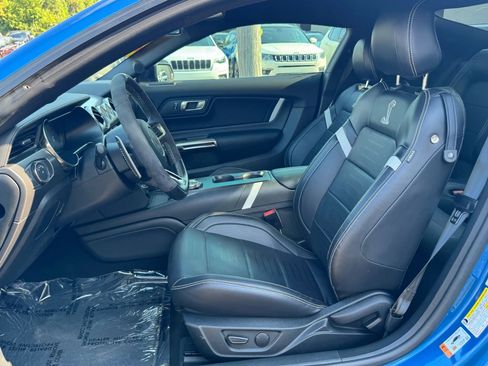 Used 2021 Ford Mustang Shelby GT500 w/ Technology Package image 16