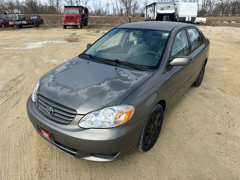 Used 2003 Toyota Corolla LE image 2