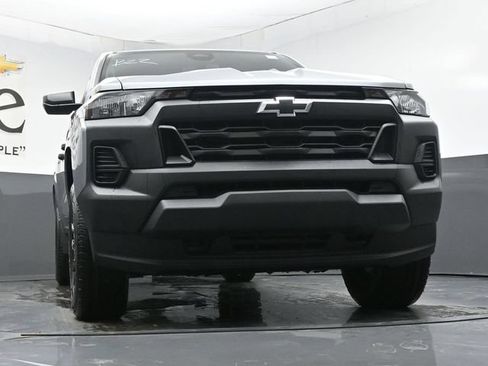 New 2026 Chevrolet Colorado W/T w/ WT Custom Package AWD/4WD image 3