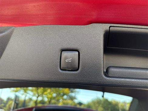 Used 2022 Ford Escape Titanium image 27