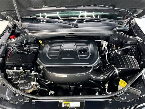 Used 2019 Jeep Grand Cherokee Overland AWD/4WD image 32