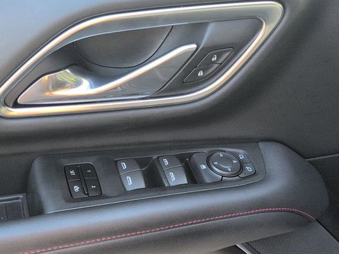 Used 2021 Chevrolet Tahoe RST image 17