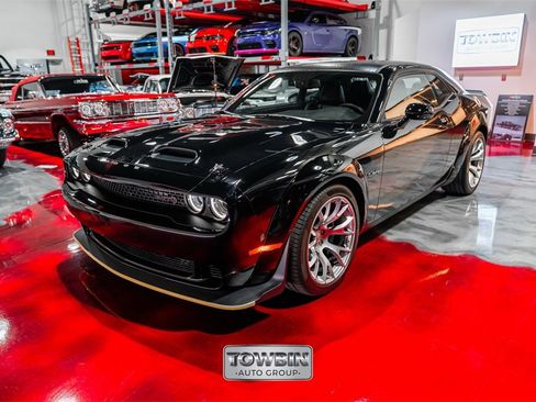 Used 2023 Dodge Challenger SRT Hellcat Redeye image 1