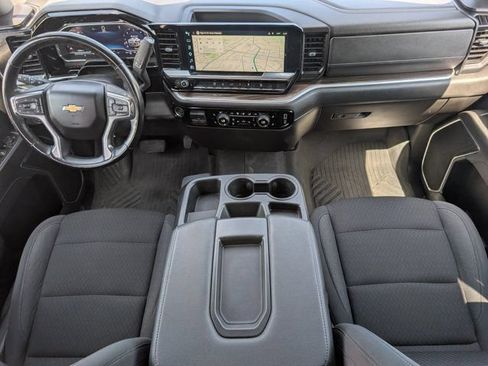 Used 2025 Chevrolet Silverado 2500 LT AWD/4WD image 5