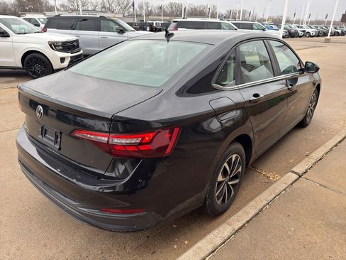 Used 2024 Volkswagen Jetta S image 5