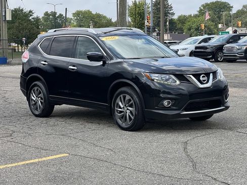 Used 2016 Nissan Rogue SL AWD/4WD image 7