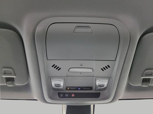 Used 2022 Chevrolet Blazer LT image 18