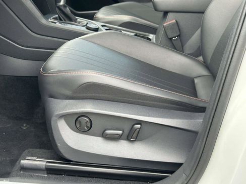 Used 2024 Volkswagen Tiguan Wolfsburg Edition image 20