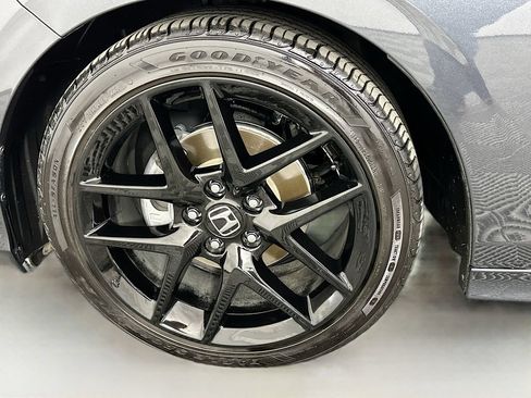 Certified 2025 Honda Civic Sport image 29