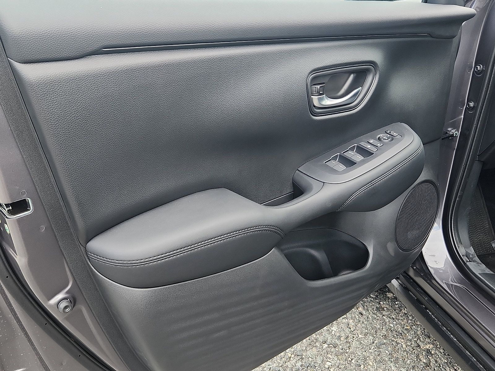 New 2027 Honda HR-V LX image 8