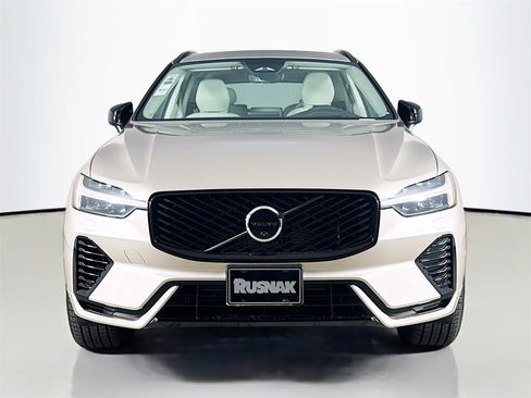 New 2026 Volvo XC60 T8 Ultra w/ Protection Package Premier image 2