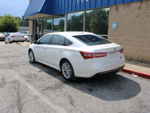 Used 2017 Toyota Avalon Limited FWD image 4