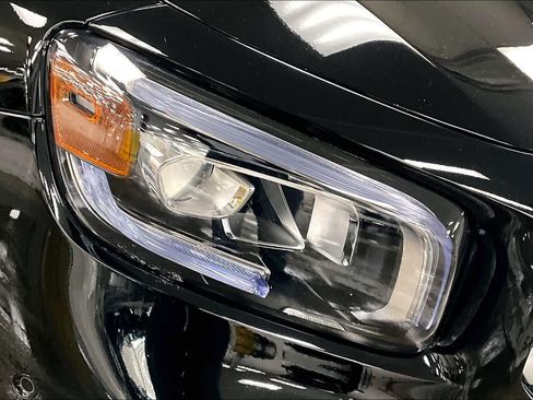 Certified 2023 Mercedes-Benz GLB 250 4MATIC image 26