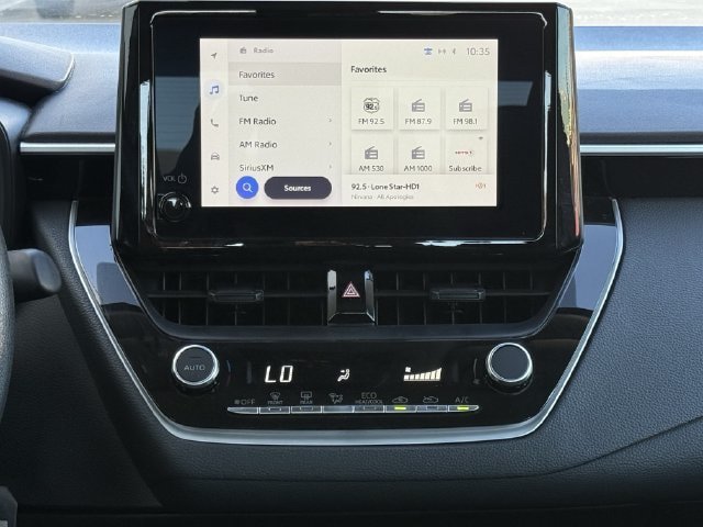 Used 2025 Toyota Corolla LE FWD image 17
