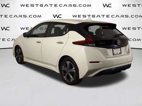 Used 2021 Nissan Leaf SV w/ SV Technology Package FWD image 40