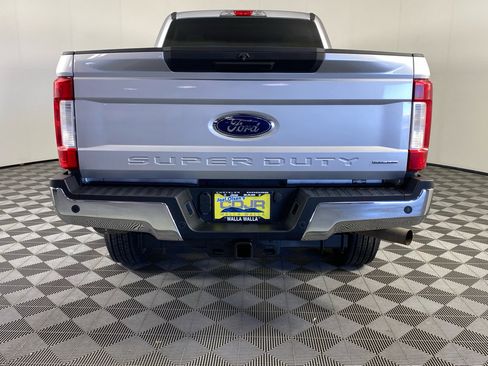 Used 2017 Ford F250 XLT w/ XLT Value Package AWD/4WD image 8