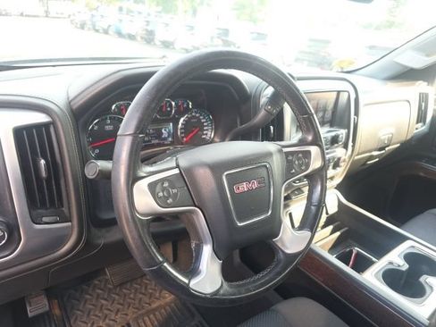 Used 2018 GMC Sierra 1500 SLE w/ SLE Value Package AWD/4WD image 5