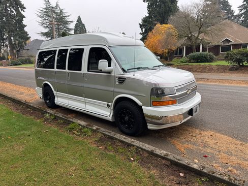 Used 2008 Chevrolet Express 1500 AWD w/ Preferred Equipment Group image 7